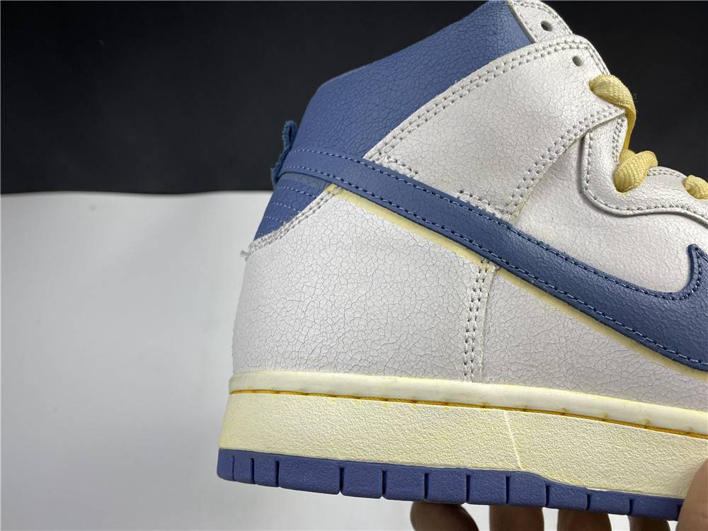 NIKE SB DUNK HIGH PRO QS